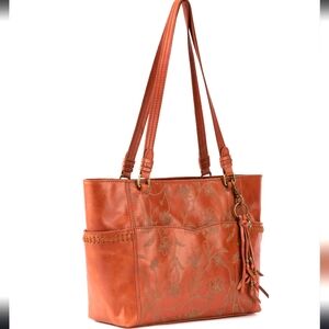 The Sak Sequoia Leather Tote